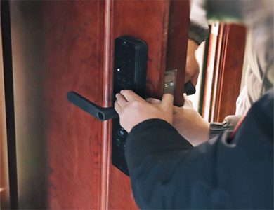 贡嘎24小时上门开锁公司